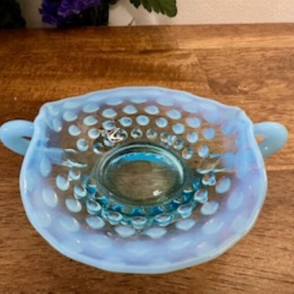 Fenton‎ Hobnail Opalescent Blue Glass Candy Dish Vintage Baby Blue Ruffled Bowl - Picture 2 of 5